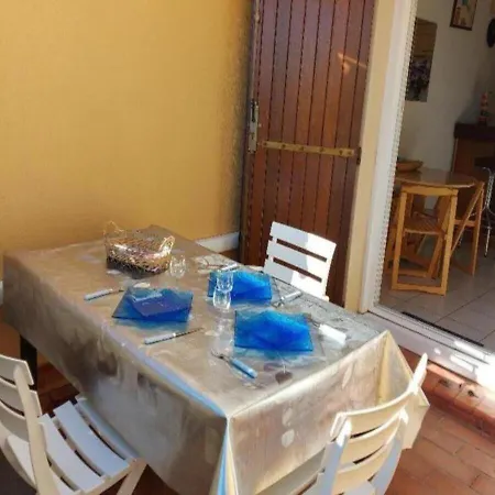 Cap D'agde, Bord De Mer, 50 M De La Roquille, Climatise Et Wifi, *