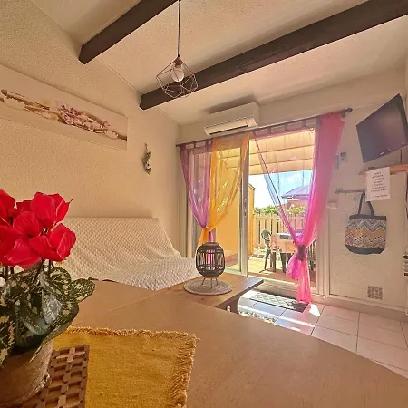 Dom wakacyjny Cap D'agde, Bord De Mer, 50 M De La Roquille, Climatise Et Wifi, *