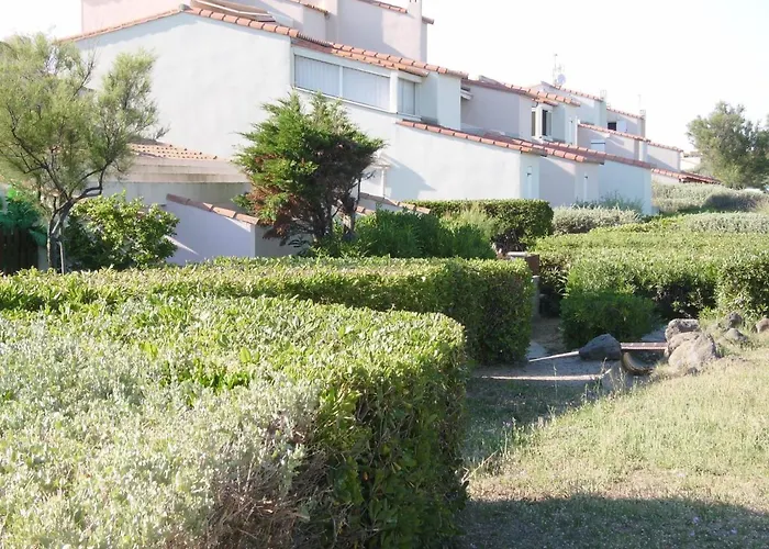 Résidence Privée, 50 M De La Roquille, Entièrement Climatisé *